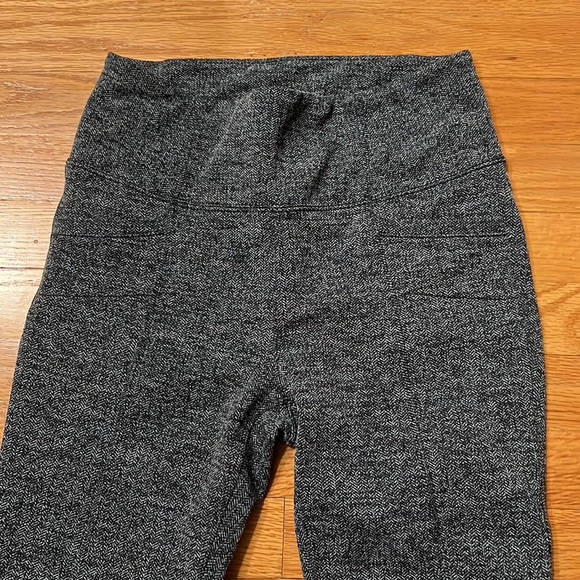 Athleta leggings - Picture 3 of 5